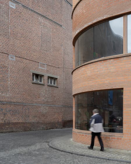 Peper Multifunctional Building